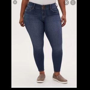 Torrid skinny jeans
